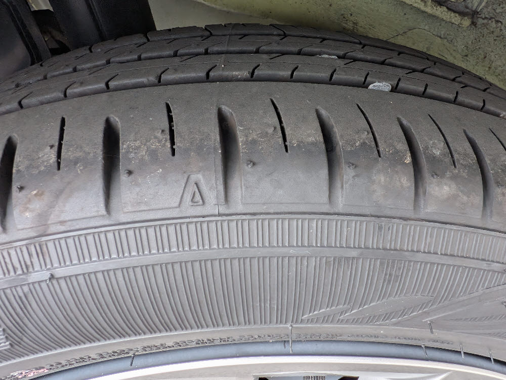 ダイハツ　ミライース　XリミテッドSAⅢ5枚目