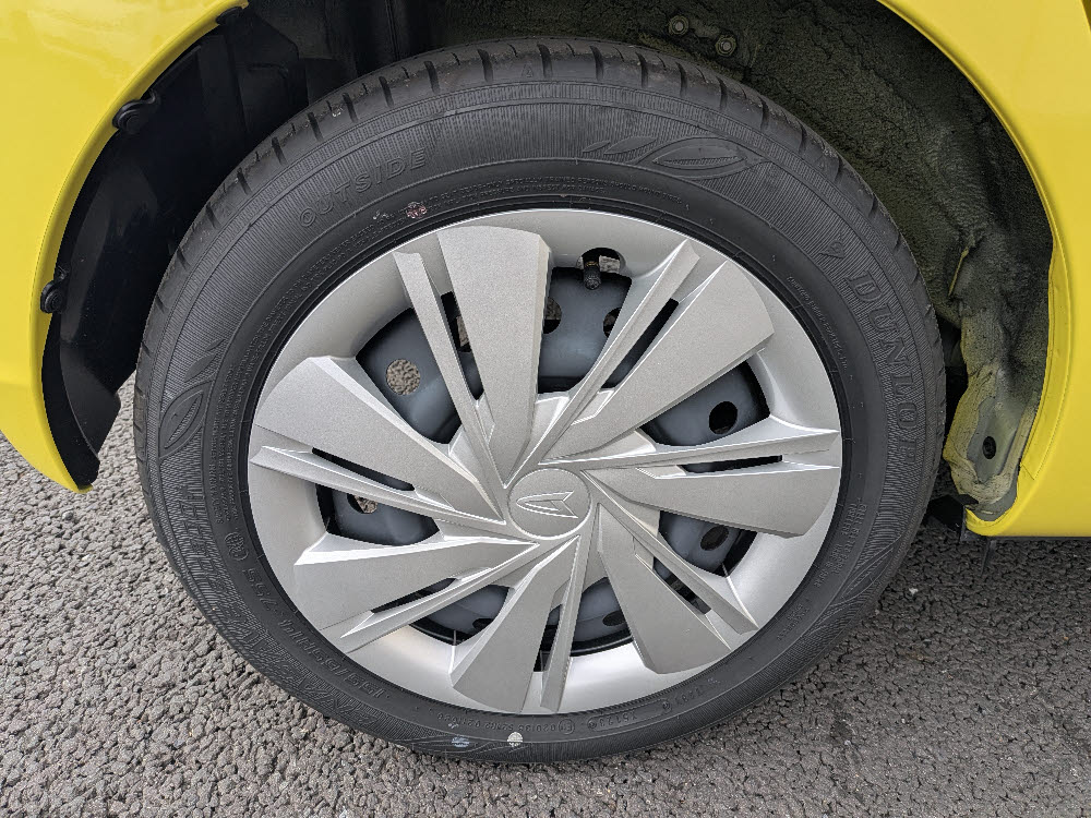 ダイハツ　ミライース　XリミテッドSAⅢ6枚目