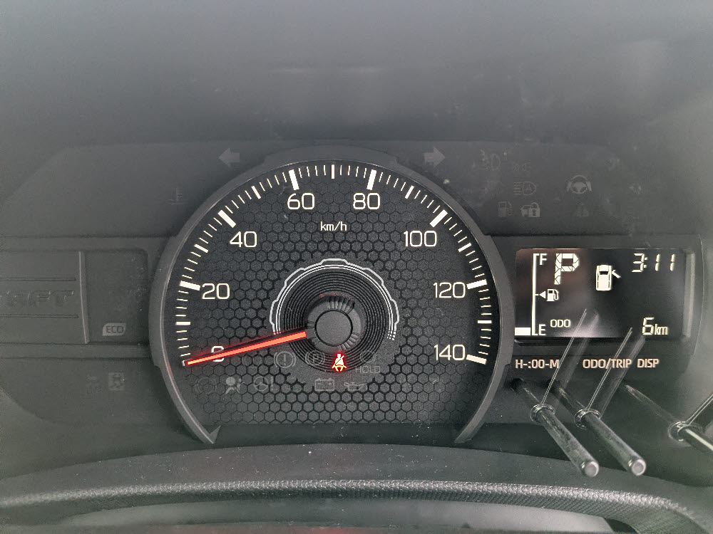 ダイハツ　タフト　X　9DA17枚目