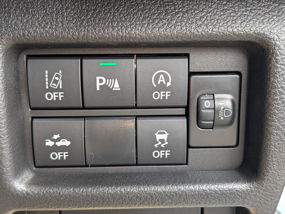 スズキ　ハスラー タフワイルド 2WD ナビ付18枚目