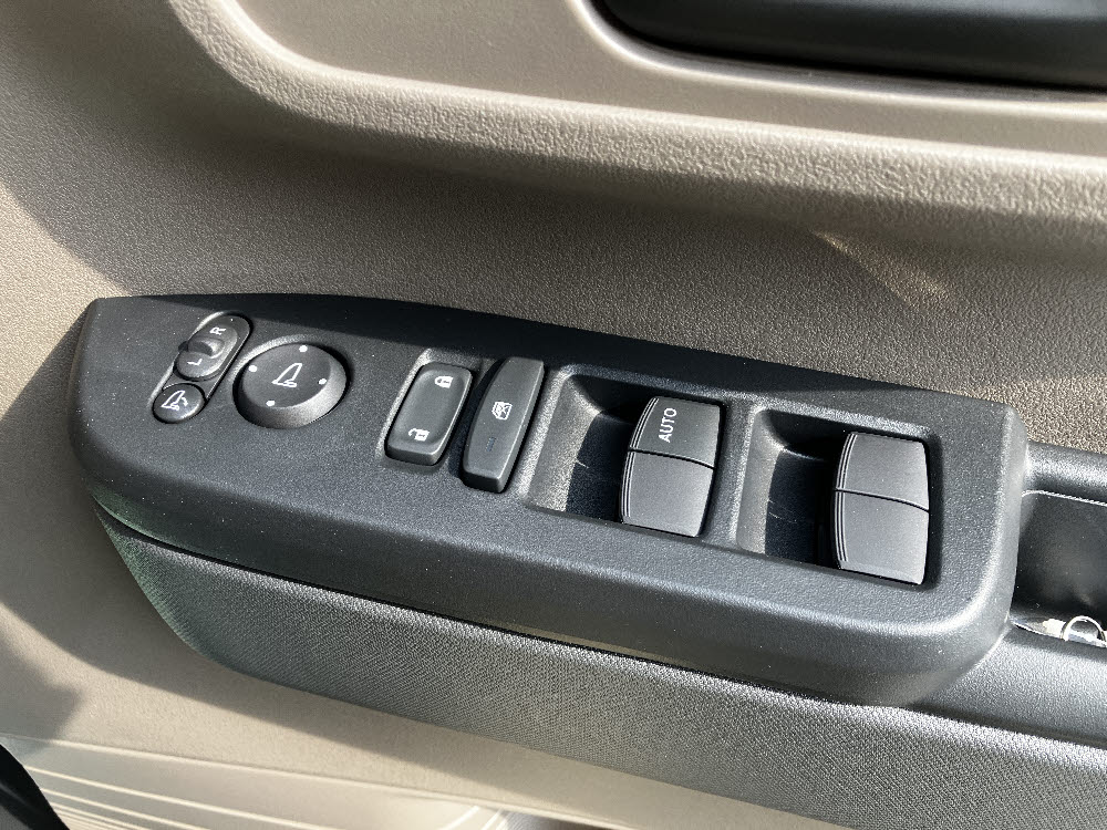 ホンダ　Ｎ ＢＯＸ ＪＯＹ　8インチDO10枚目