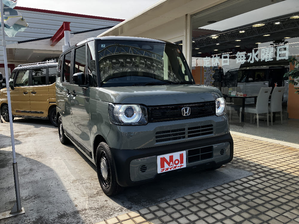 ホンダ　Ｎ ＢＯＸ ＪＯＹ　8インチDO2枚目