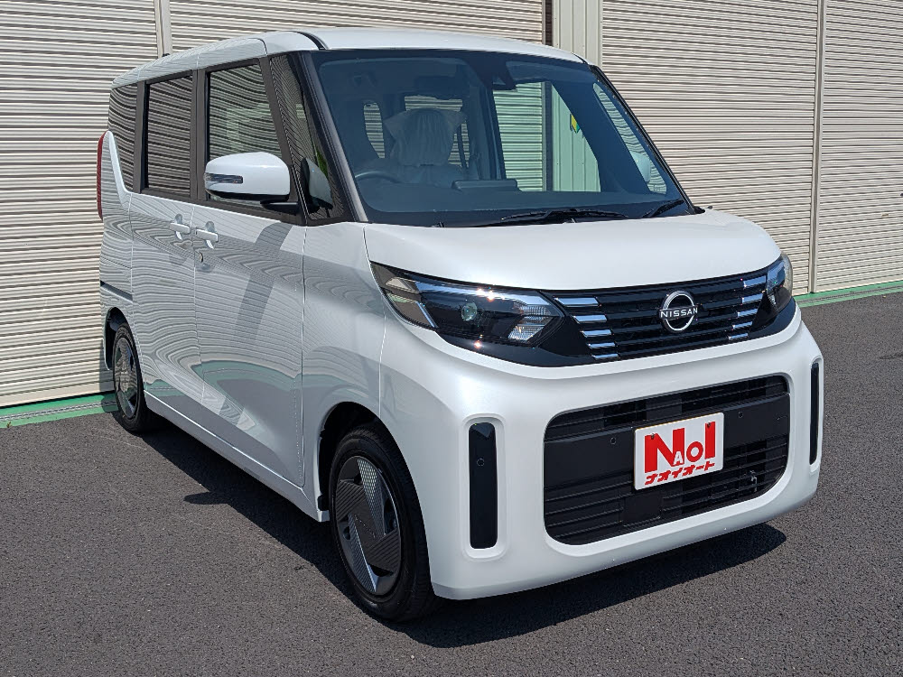 ニッサン　ルークス　X　2枚目