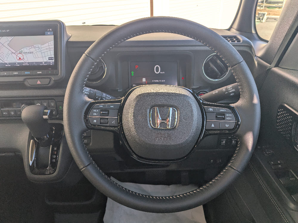 ホンダ　Ｎ ＢＯＸカスタム　コーディネートスタイル 8インチナビ11枚目