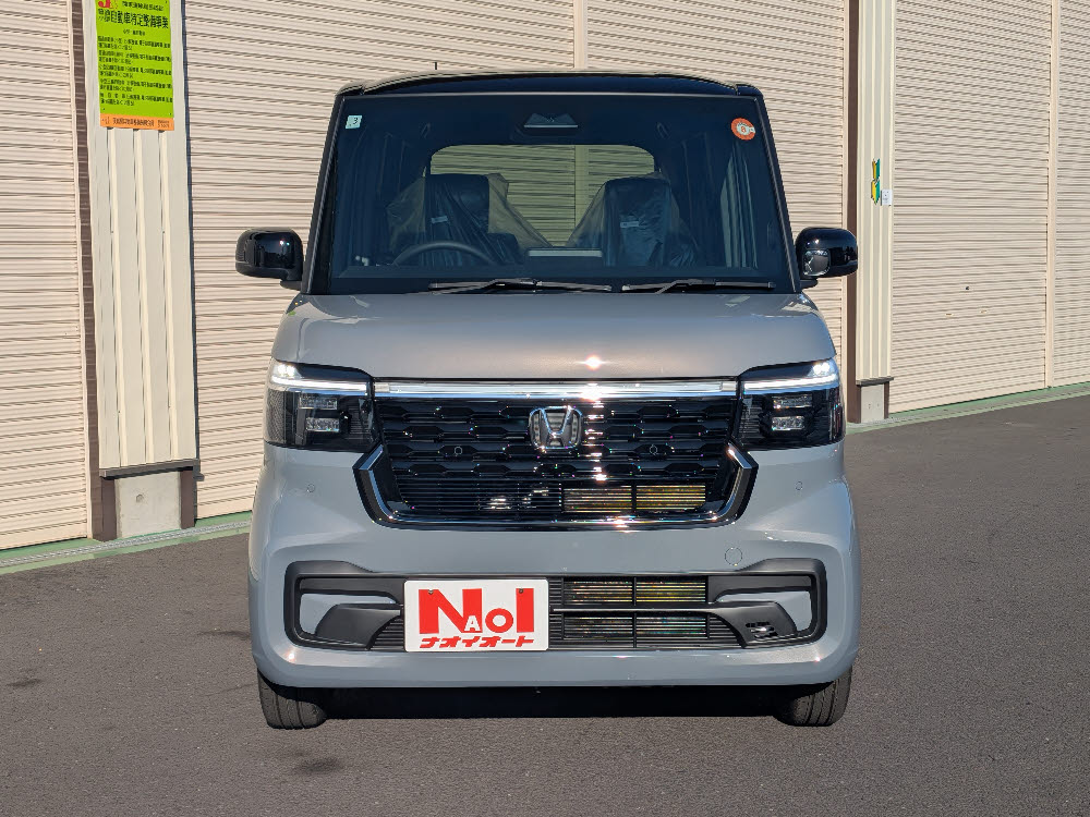 ホンダ　Ｎ ＢＯＸカスタム　コーディネートスタイル 8インチナビ1枚目