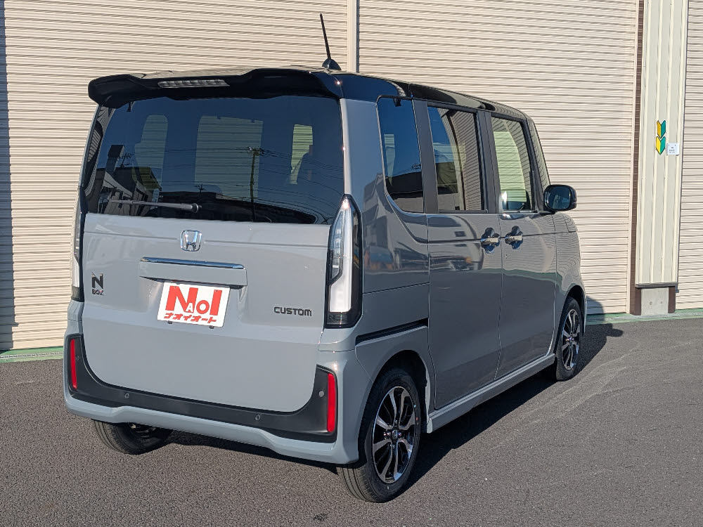 ホンダ　Ｎ ＢＯＸカスタム　コーディネートスタイル 8インチナビ4枚目