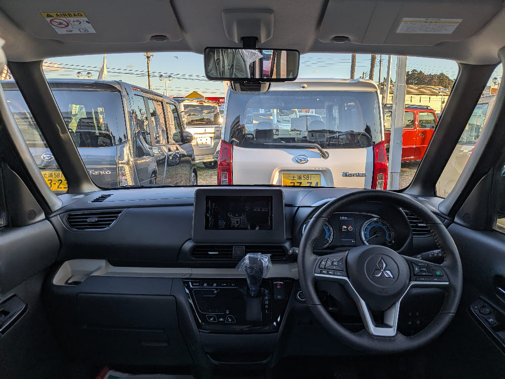 ミツビシ　デリカミニ　G　プレミアム8枚目