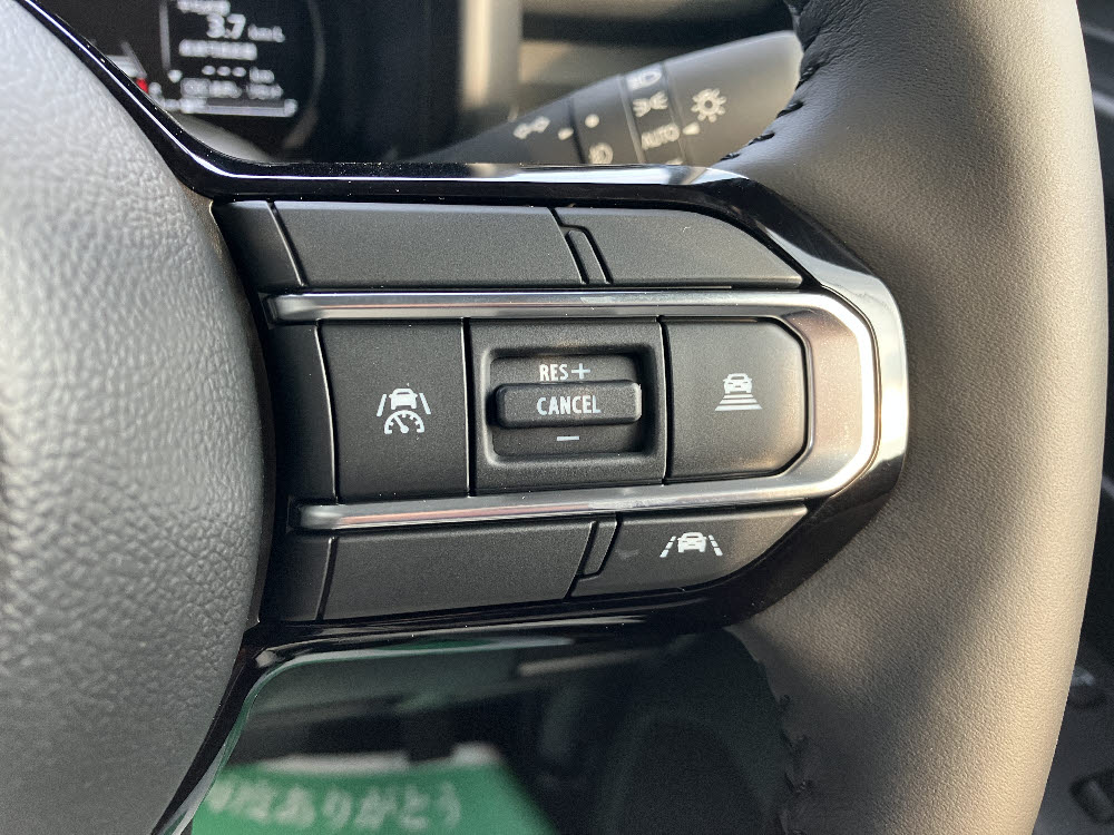 スズキ　スペーシアギア XZ 2WD 全方位ナビ付18枚目