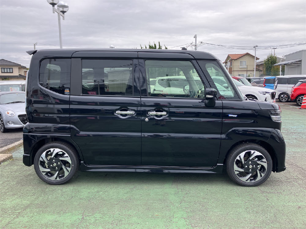 スズキ　スペーシアカスタム HYBRID XSターボ3枚目