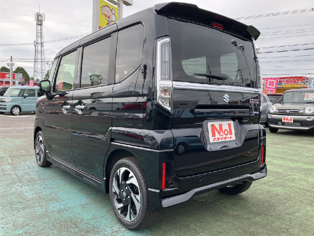 スズキ　スペーシアカスタム HYBRID XSターボ5枚目