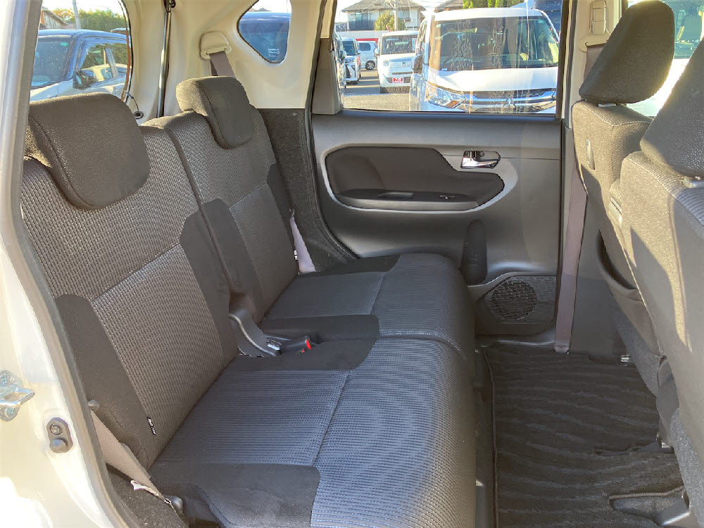 ダイハツ　ムーヴ　XリミテッドⅡ SAⅢ13枚目