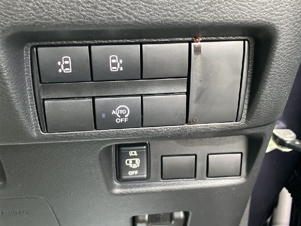 ニッサン　ルークス　ハイウェイスター　XプロパイロットED17枚目