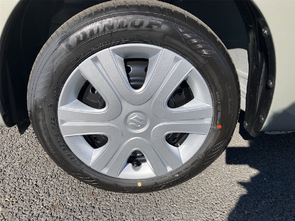 スズキ　スペーシア　G6枚目