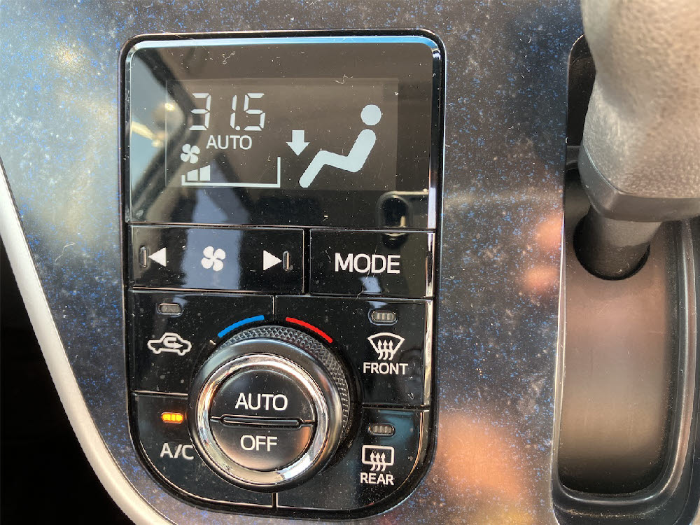 ダイハツ　ムーヴカスタム　XハイパーSA11枚目