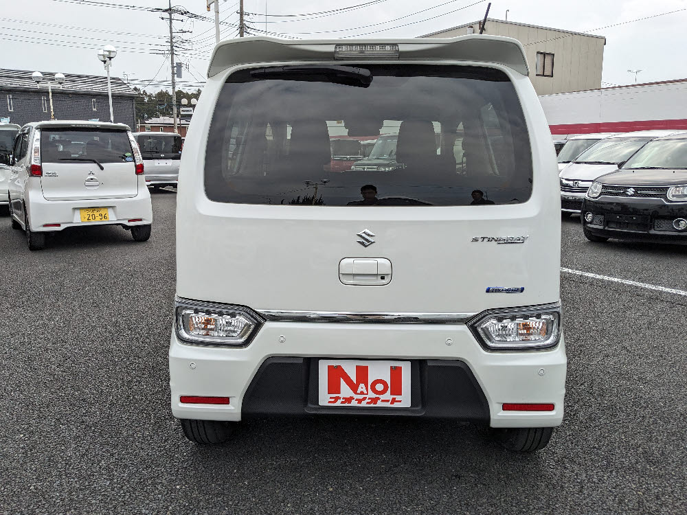 スズキ　ワゴンＲスティングレー　HYBRID　T9枚目