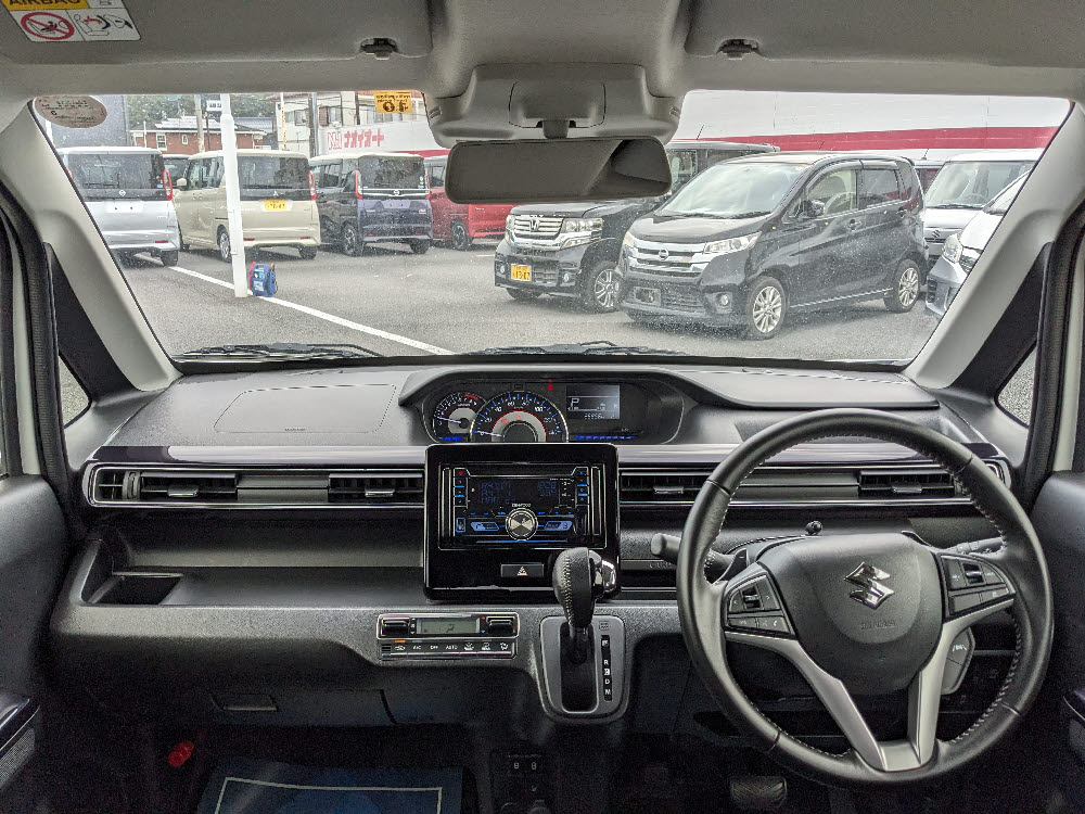 スズキ　ワゴンＲスティングレー　HYBRID　T13枚目