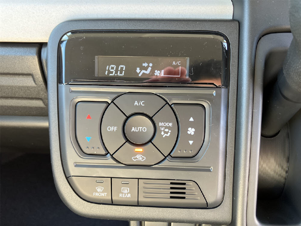 スズキ　スペーシア G18枚目