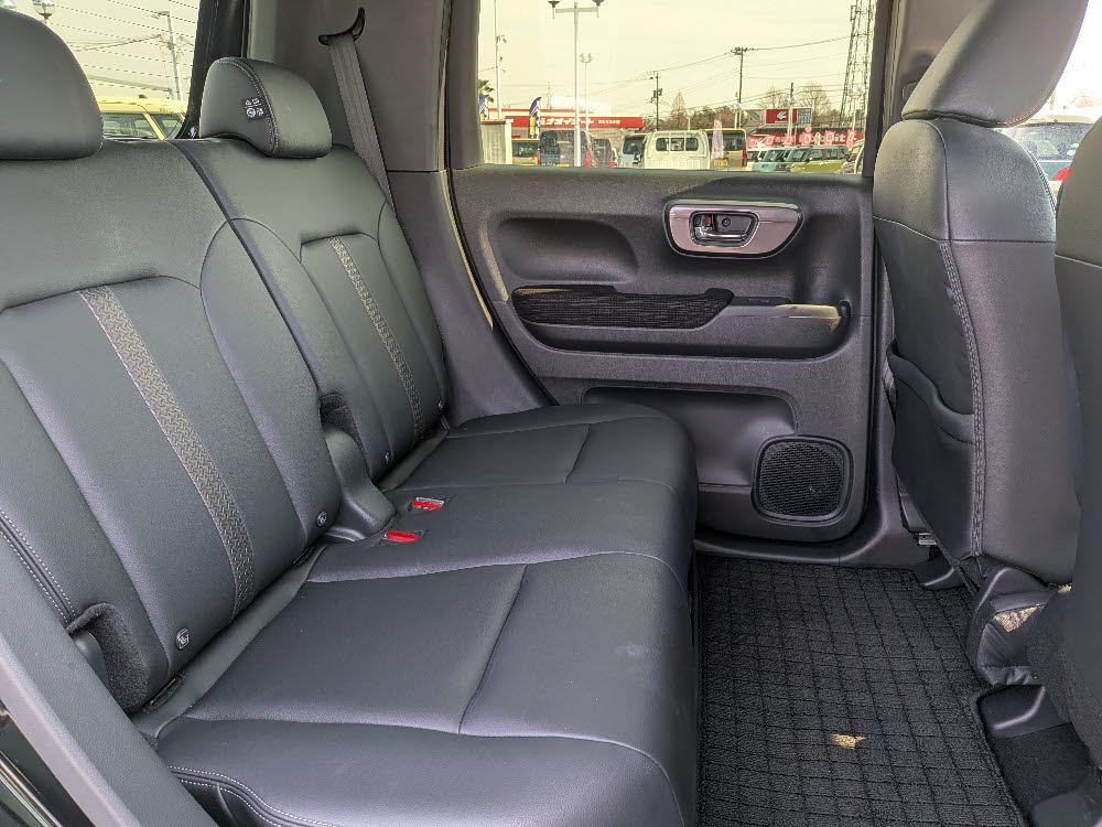 ホンダ　Ｎ ＷＧＮカスタム　L（8インチナビ）12枚目