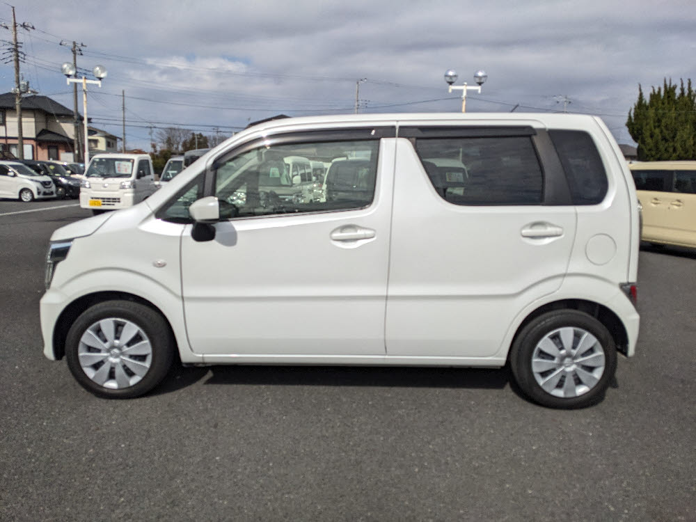 スズキ　ワゴンＲ　FA4枚目