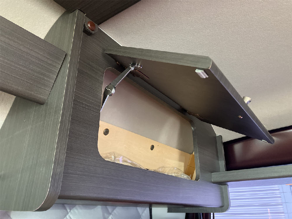 ダイハツ　アトレワゴン カスタムターボRS 軽キャン仕様13枚目