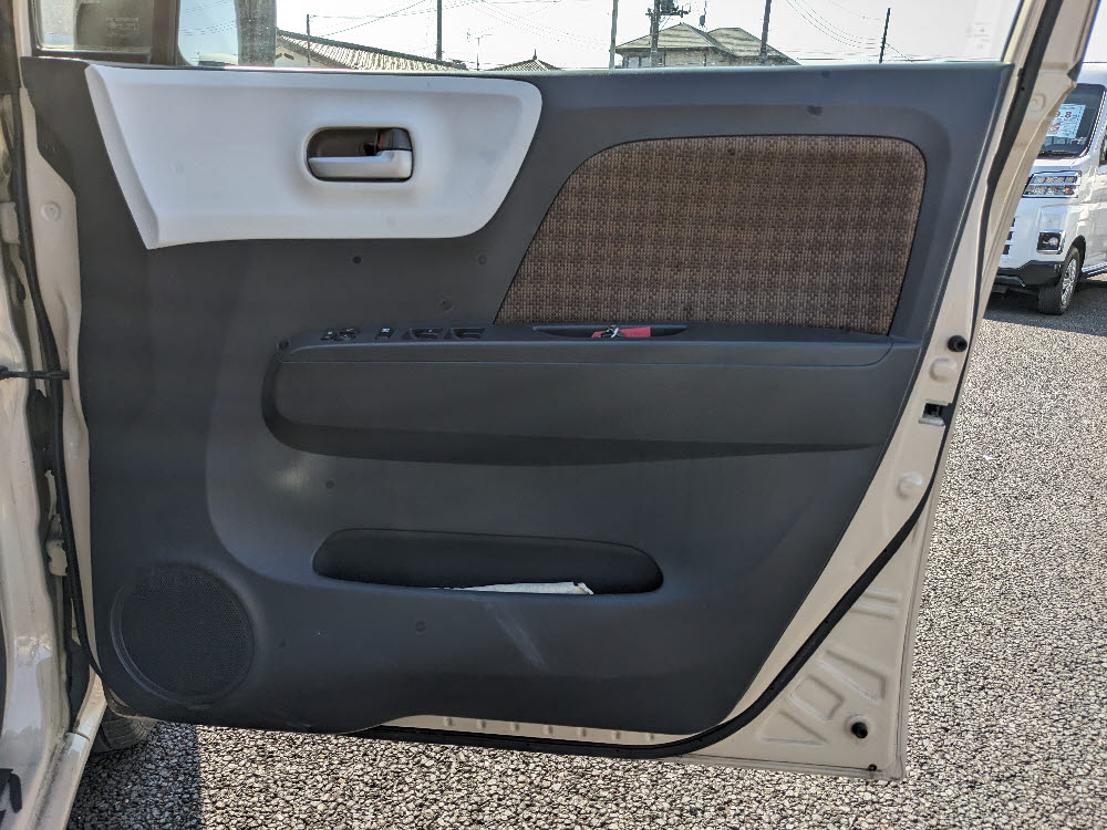 ニッサン　モコ　X　15枚目