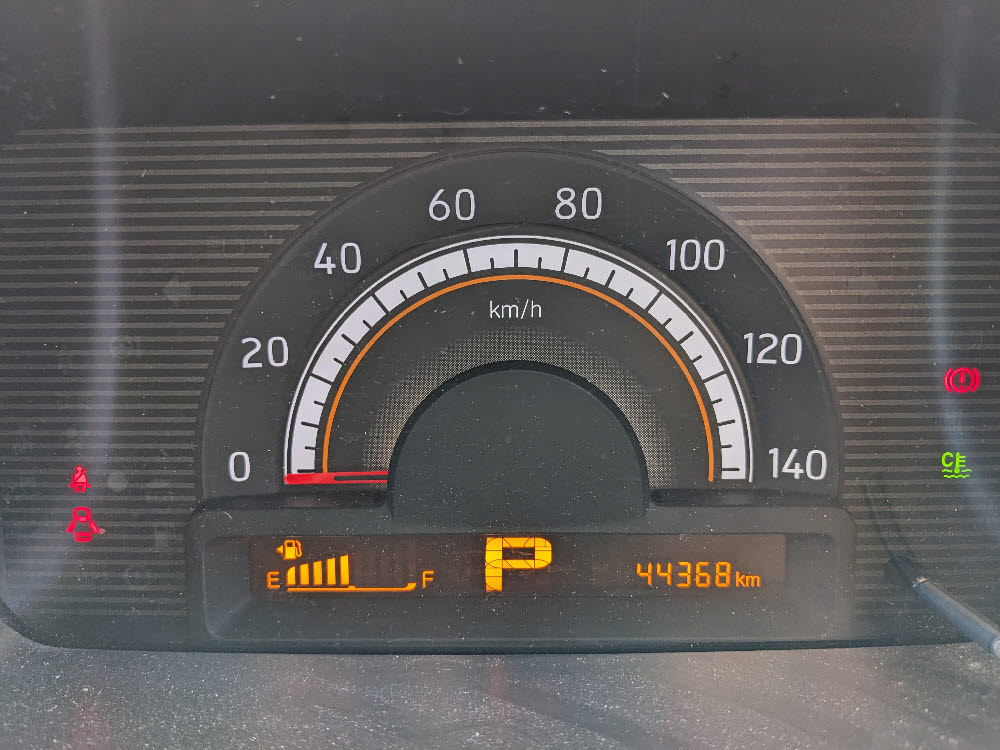 ニッサン　モコ　X　17枚目