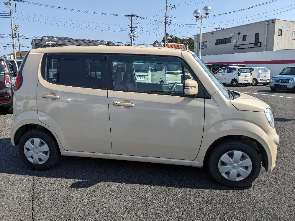 ニッサン　モコ　X　3枚目