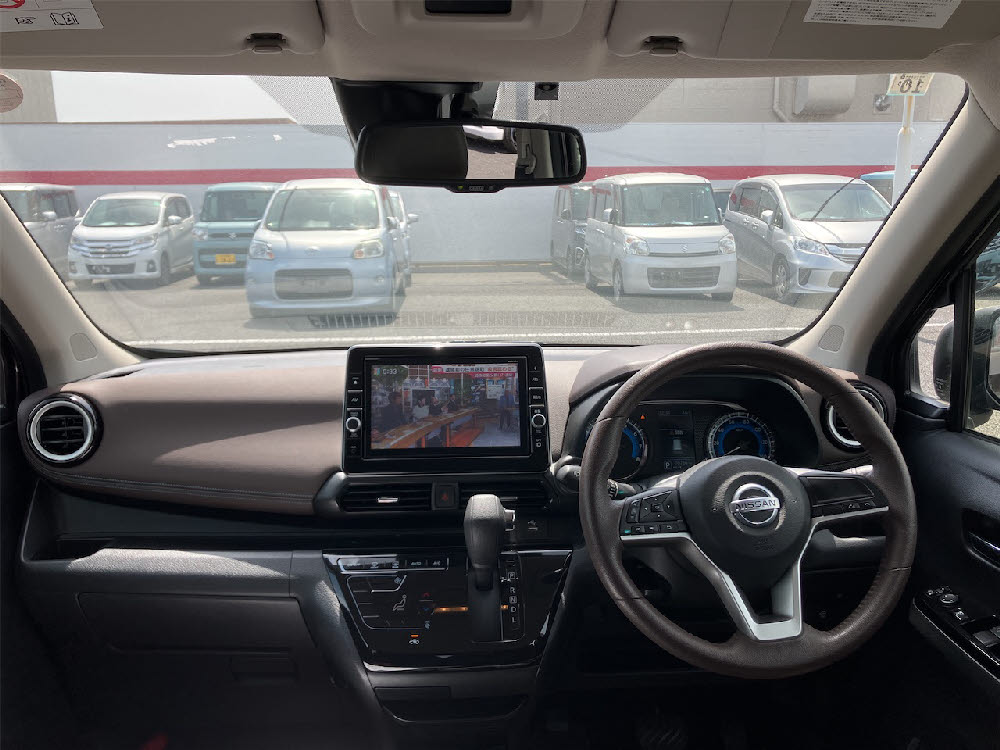 ニッサン　デイズ　ハイウェイスターX（9インチナビ）15枚目