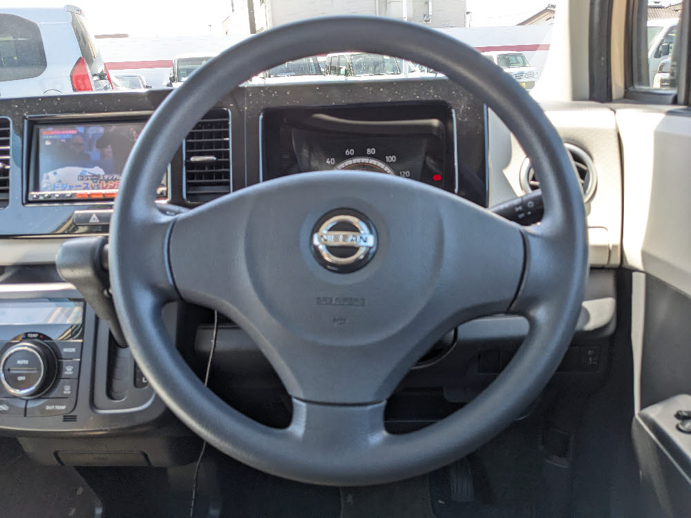 ニッサン　モコ　X13枚目