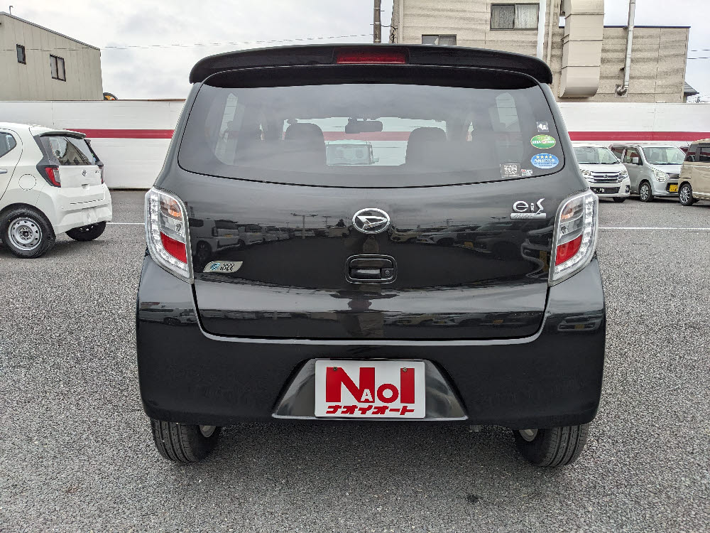 ダイハツ　ミライース　G-SA（純正エアロ）9枚目