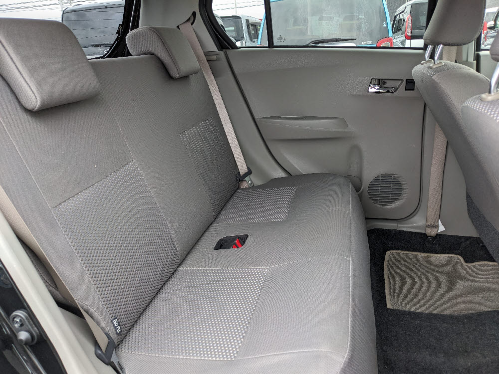 ダイハツ　ミライース　G-SA（純正エアロ）12枚目