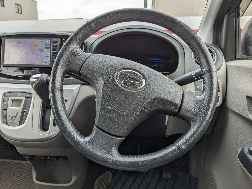 ダイハツ　ミライース　G-SA（純正エアロ）14枚目