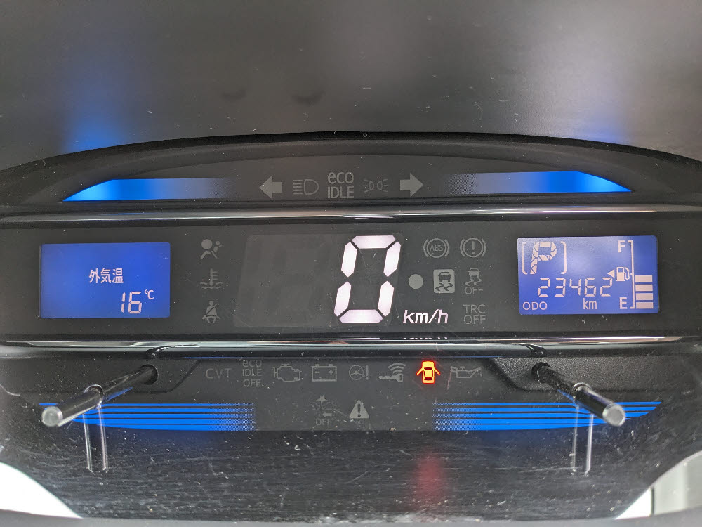 ダイハツ　ミライース　G-SA（純正エアロ）17枚目