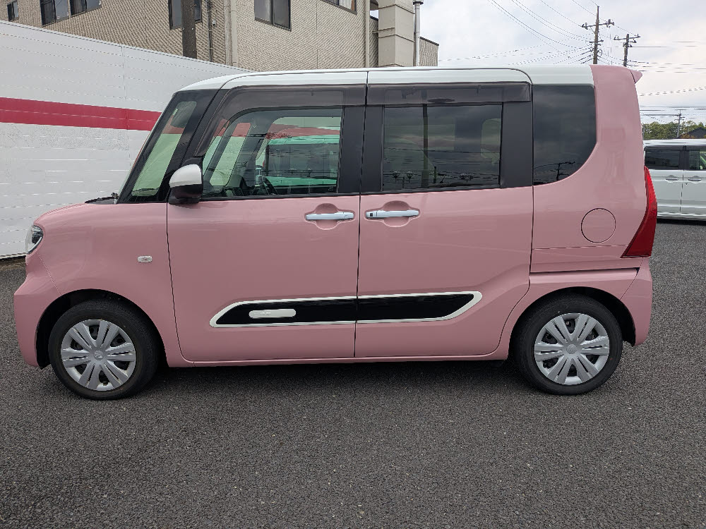 ダイハツ タント X(ツートンカラー)4枚目