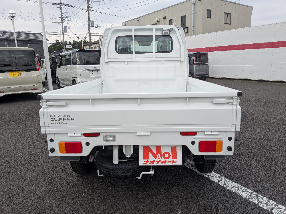 ニッサン NT100クリッパー GX パートタイム4WD 5MT 9枚目