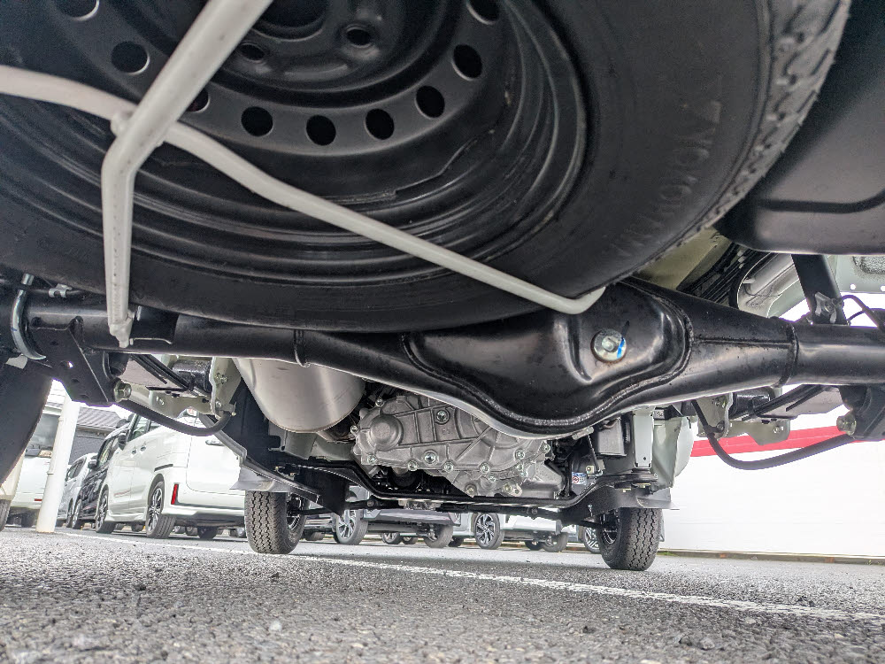 ニッサン NT100クリッパー GX パートタイム4WD 5MT 16枚目