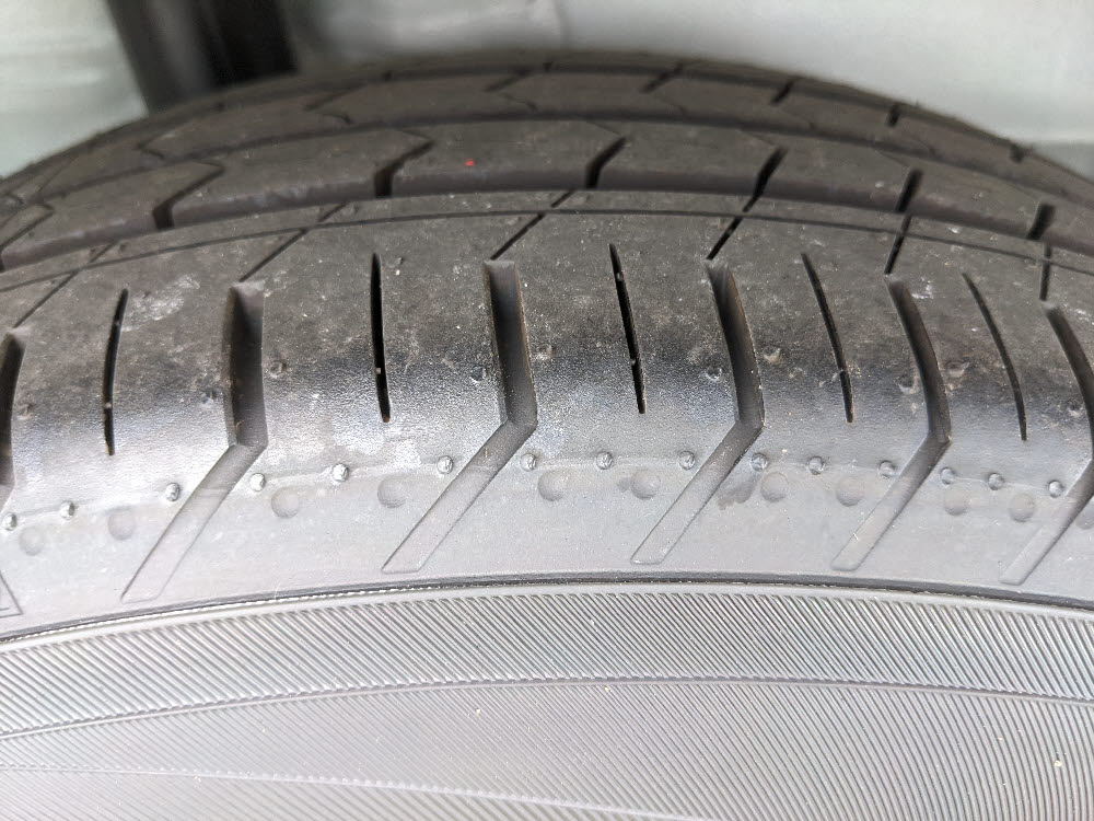 ホンダ　フリード　e:HEV AIR EX 8インチナビ7枚目