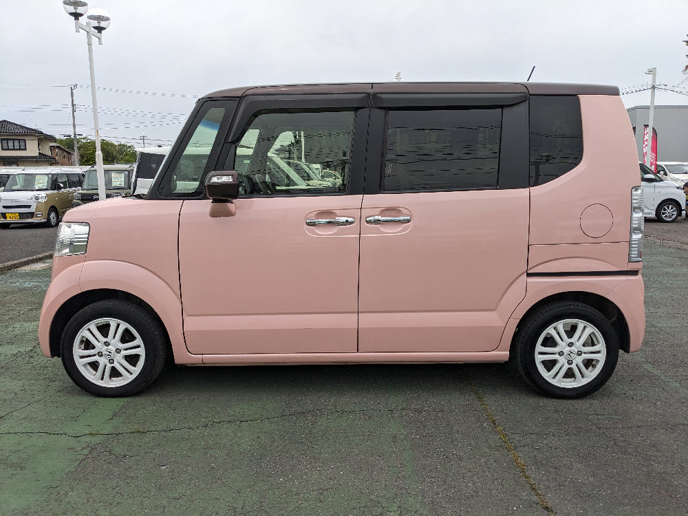 ホンダ　Ｎ ＢＯＸ　G・Lパッケージ　2トーンカラースタイル4枚目