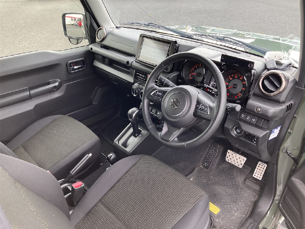スズキ　ジムニー　XC10枚目