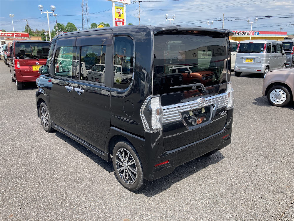 ダイハツ　タントカスタム X トップエディション SAⅢ4枚目