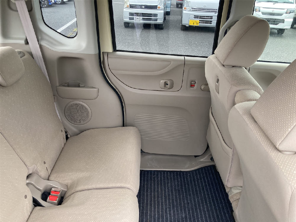 ホンダ N BOX G8枚目