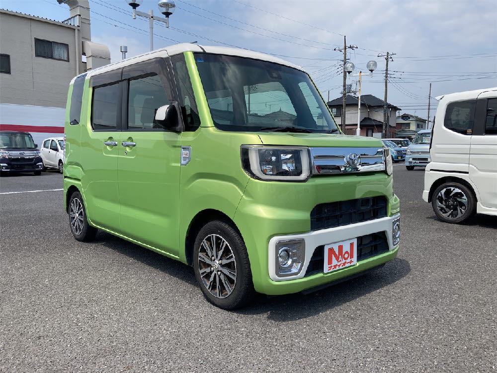 トヨタ　ピクシス メガ　GターボSAⅡ1枚目
