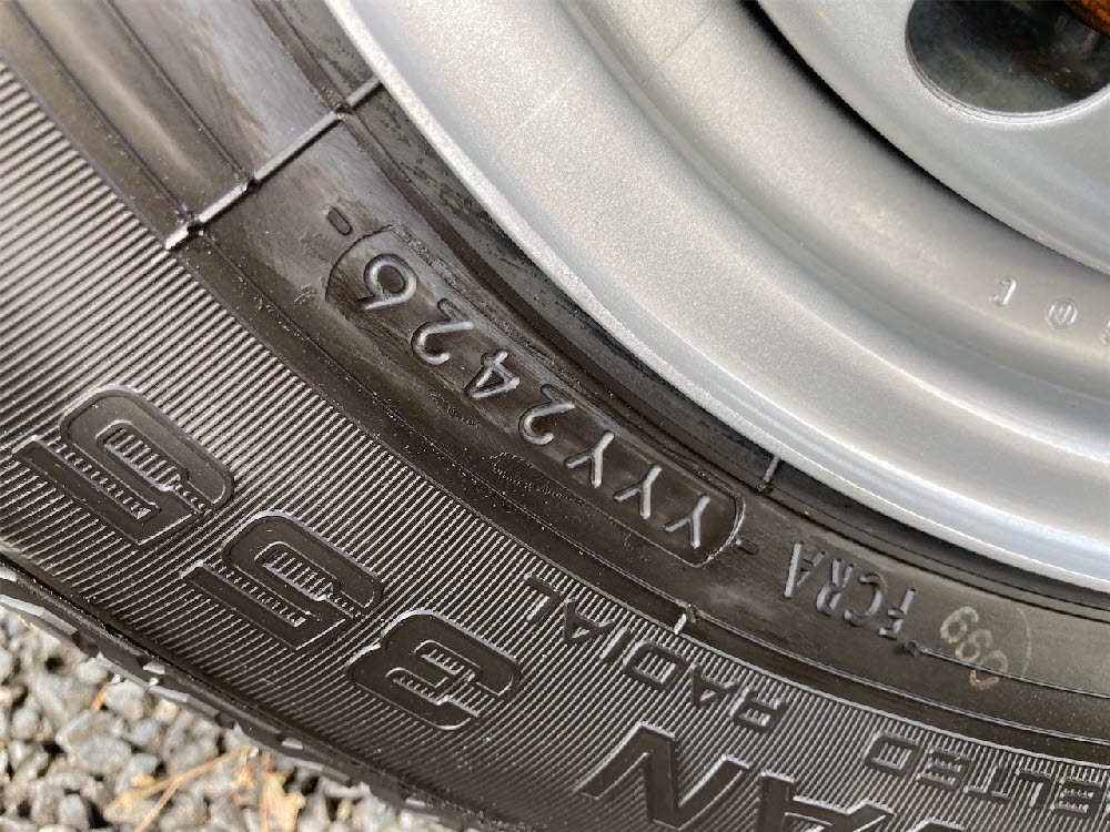スズキ　キャリイトラック KC 4WD MT5枚目