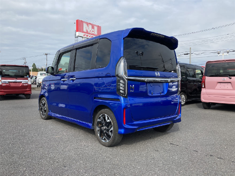 ホンダ　Ｎ ＢＯＸカスタム G Lターボ ホンダセンシング3枚目