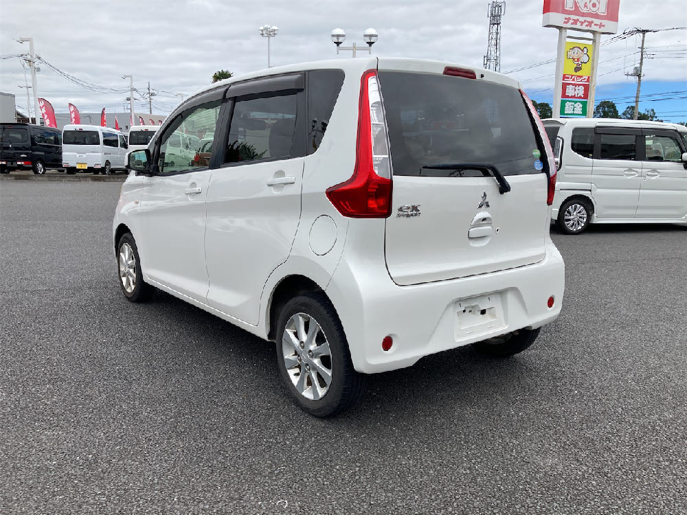 ミツビシ　ｅＫワゴン G3枚目
