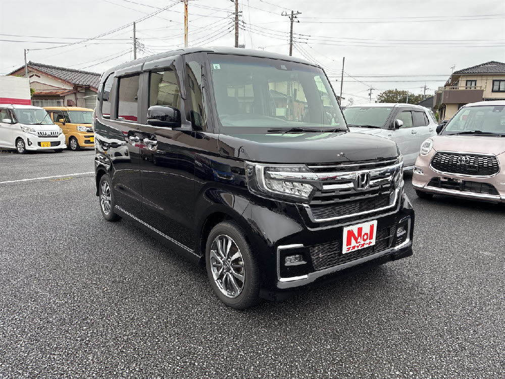 ホンダ N BOXカスタム L1枚目