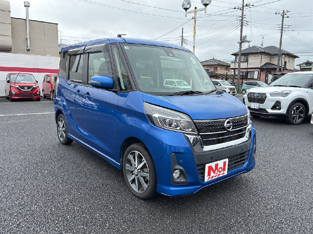 ニッサン　デイズルークス　ハイウェイスターGターボ1枚目