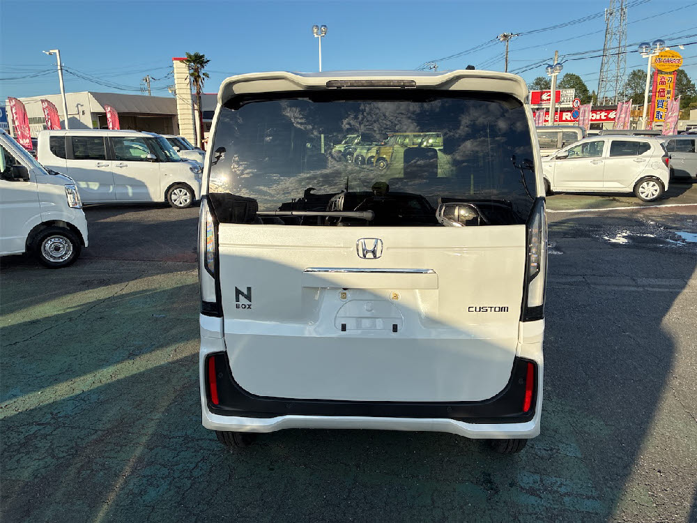 ホンダ　Ｎ ＢＯＸカスタム　標準6枚目