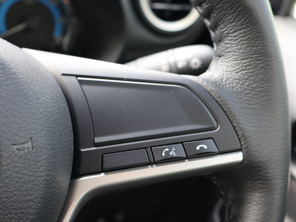 ミツビシ　ｅｋクロス　G9枚目