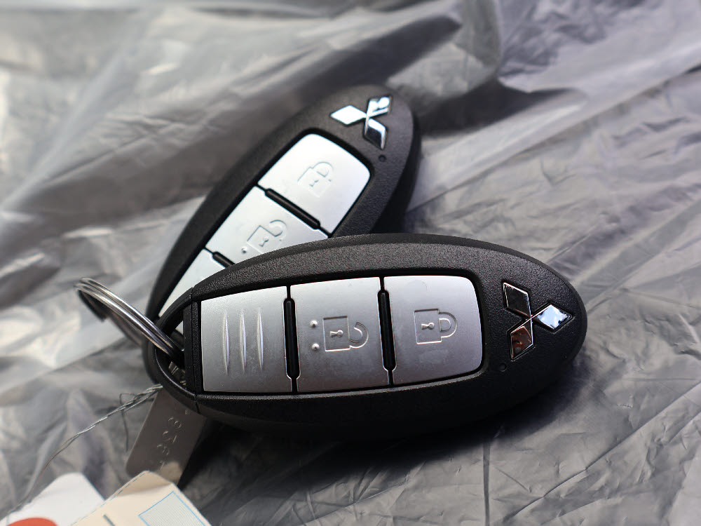 ミツビシ　ｅｋクロス　G12枚目